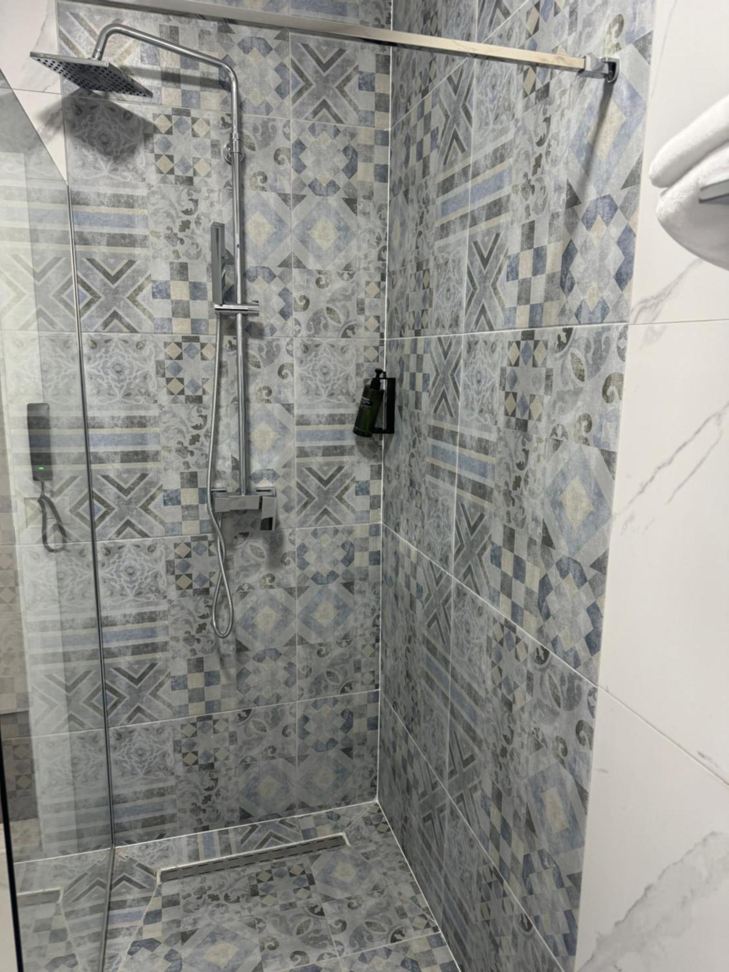 Hotel Le Manoir Gostivar Buitenkant foto