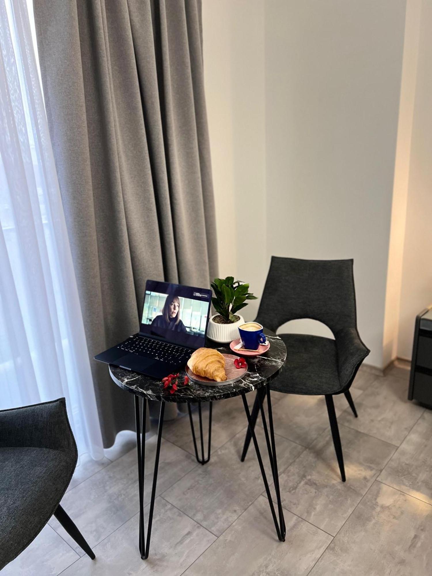 Hotel Le Manoir Gostivar Buitenkant foto